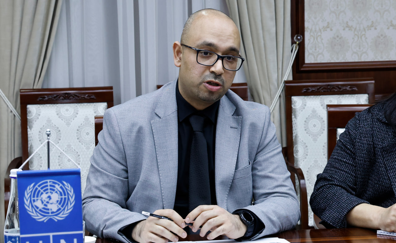 Vagina bilan barcha rasmlar Hojatxonadagi qizlarning onlayn porno videolarini tomosha qiling